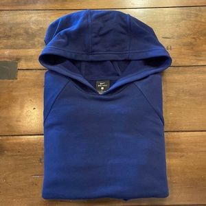 Nike woman’s Dri-Fit workout hoodie - size small - navy blue - high slits